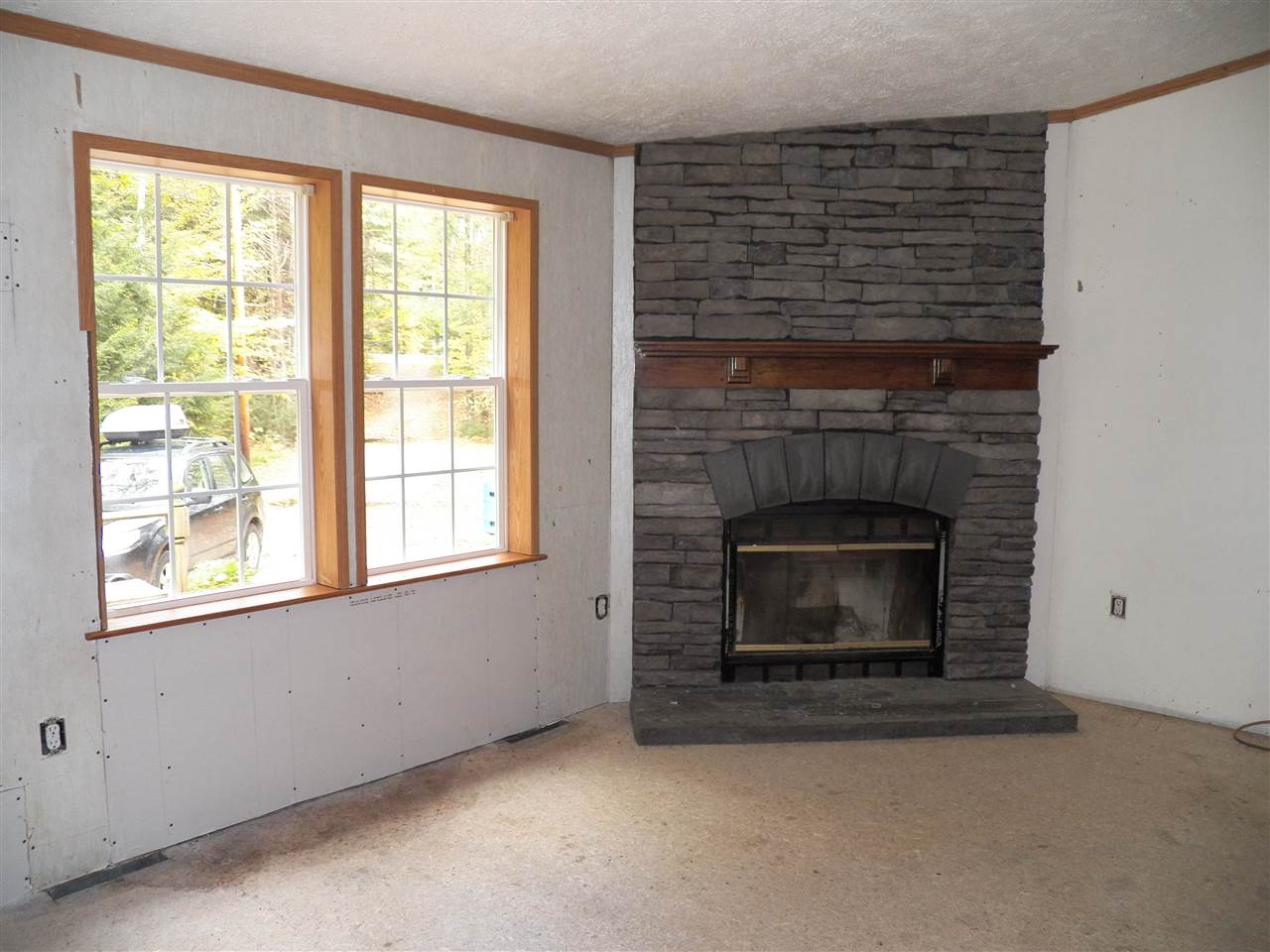 101 Mountain View Road Deerfield, NH 03037 - Photo 7 of 20
