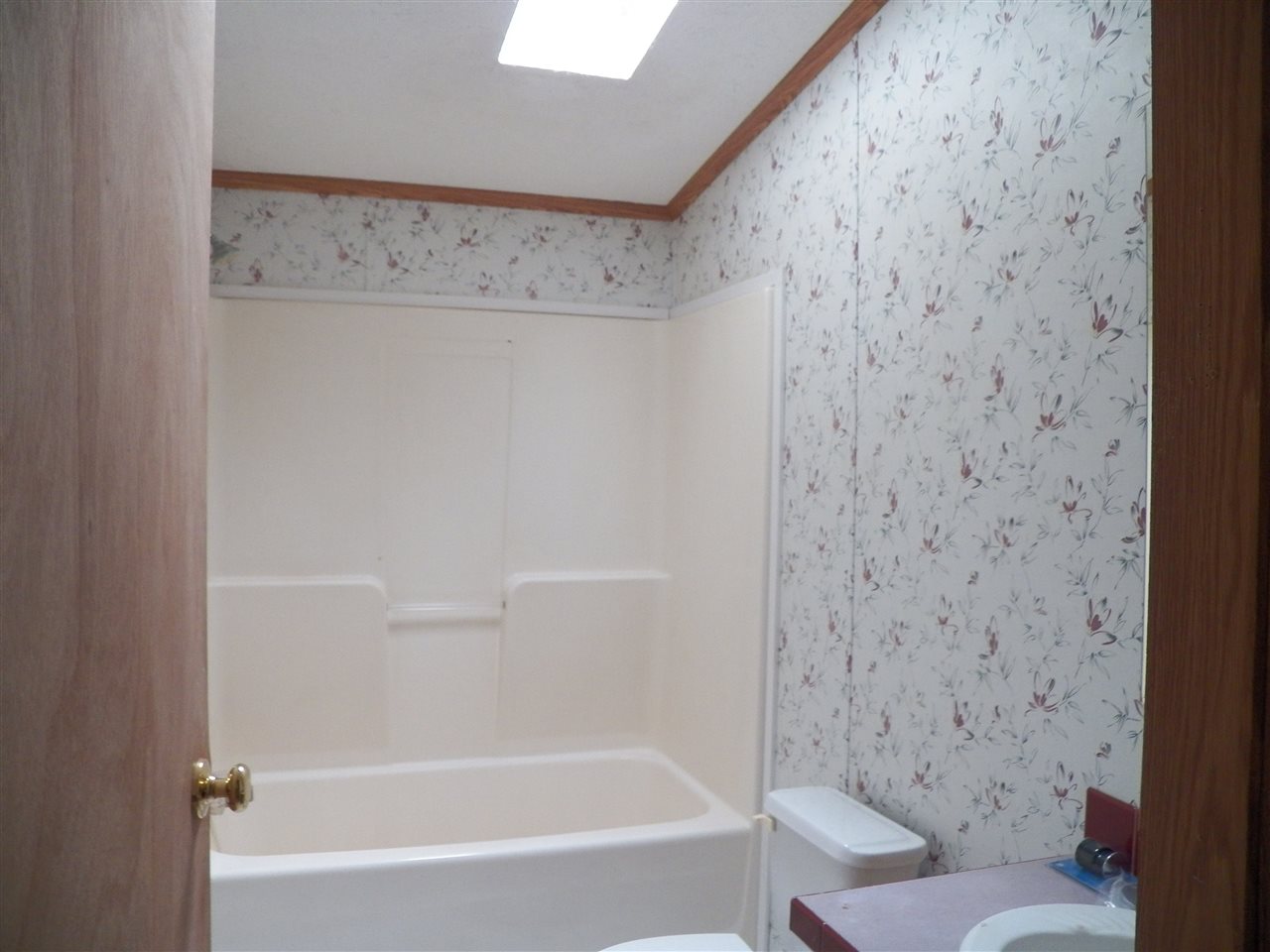 101 Mountain View Road Deerfield, NH 03037 - Photo 9 of 20