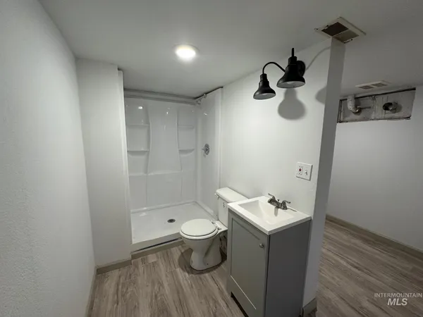 $259,900 | 264 Southwest 10th Avenue, Ontario, OR 97914
