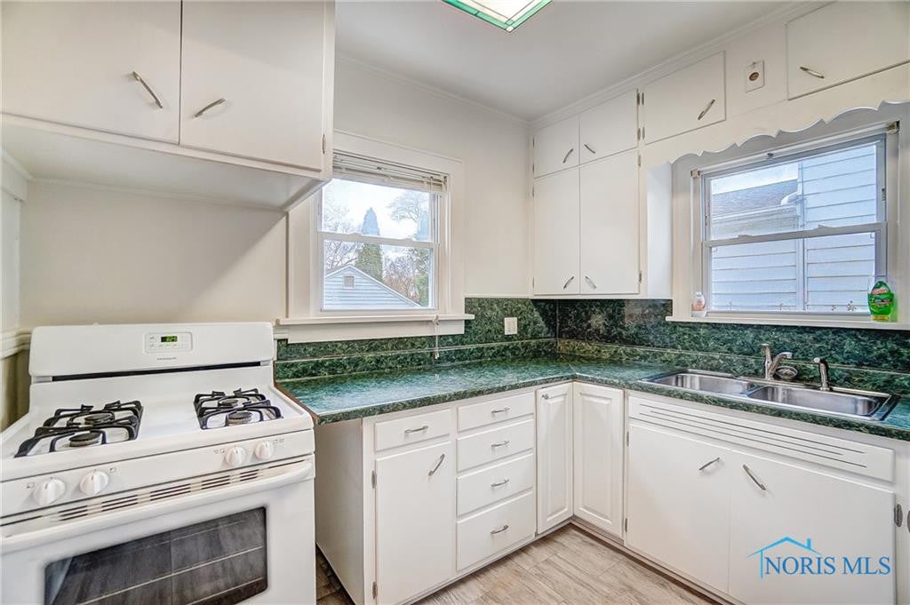 5261 Douglas Road Toledo, OH 43613 - Photo 9 of 40 Gallery Image 9