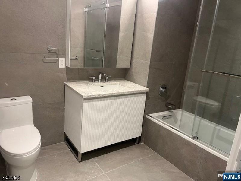 1722 Springfield Avenue, Unit 402 Maplewood, NJ 07040 - Photo 6 of 8