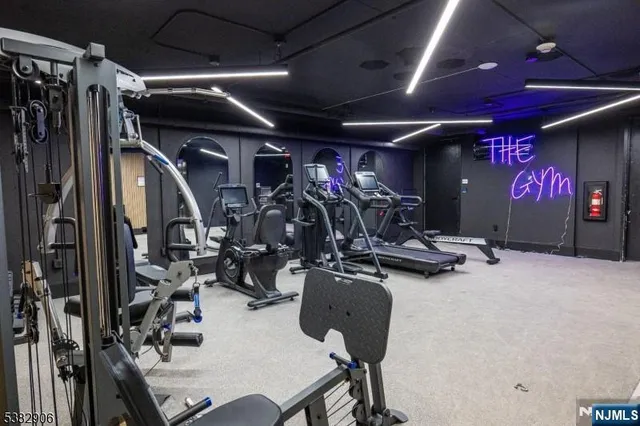 $3,800 | 1722 Springfield Avenue, Unit 402, Maplewood, NJ 07040