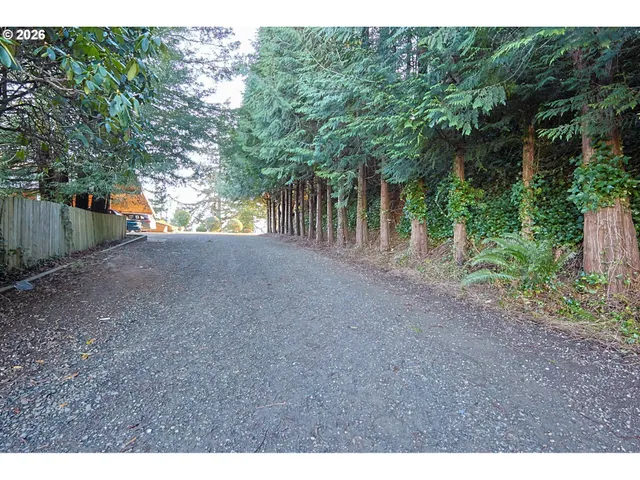 $69,000 | 353 O'Connell Street, North Bend, OR 97459