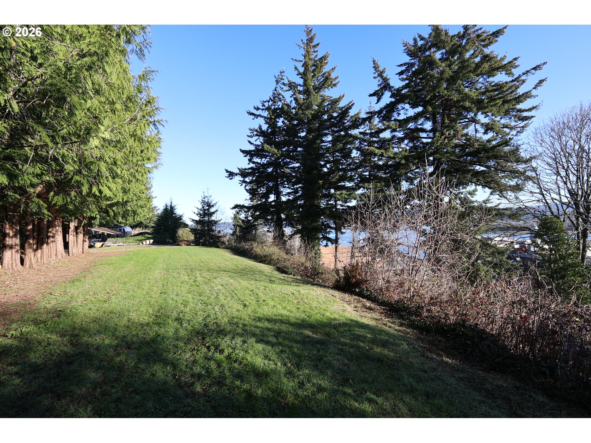 353 O'Connell Street North Bend, OR 97459 - Photo 3 of 17