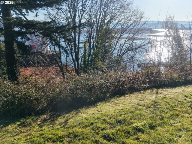 $69,000 | 353 O'Connell Street, North Bend, OR 97459