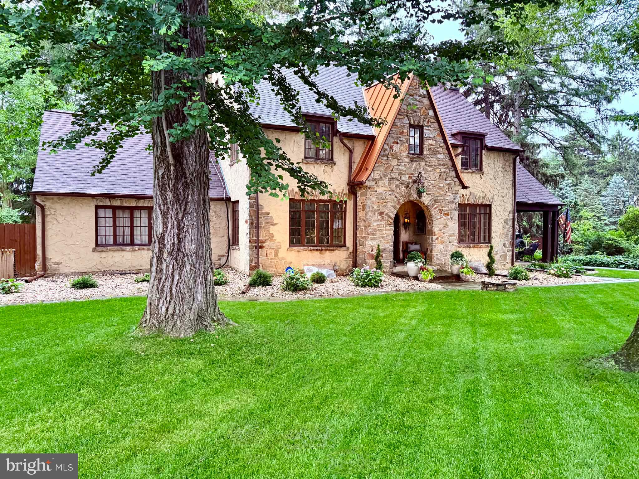 1705 Lititz Pike Lancaster, PA 17601 - Photo 5 of 104 Summer