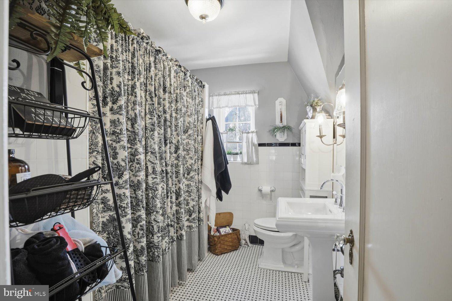 1705 Lititz Pike Lancaster, PA 17601 - Photo 58 of 104