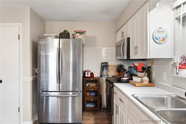 $257,900 | 511 East Daisy Lane, New Albany, IN 47150