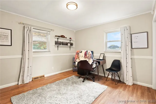 $257,900 | 511 East Daisy Lane, New Albany, IN 47150