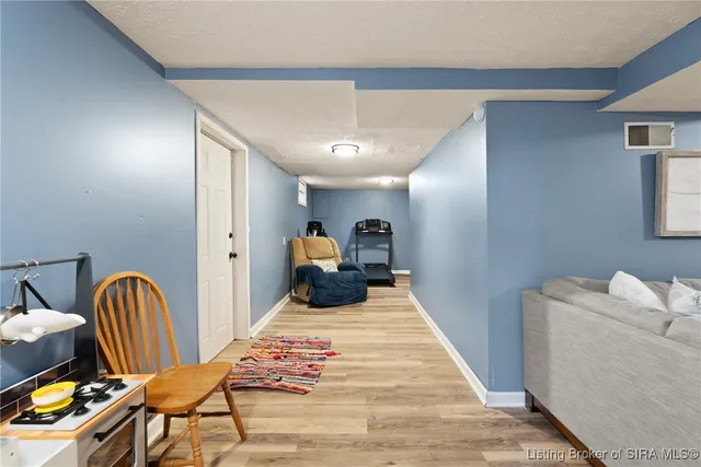 $257,900 | 511 East Daisy Lane, New Albany, IN 47150