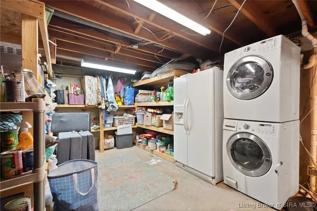 $257,900 | 511 East Daisy Lane, New Albany, IN 47150