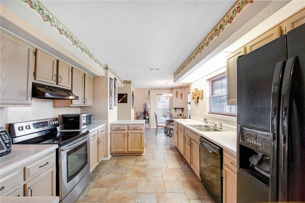 2521 Ridgecrest Road Marrero, LA 70072 - Photo 4 of 14 Gallery Image 4