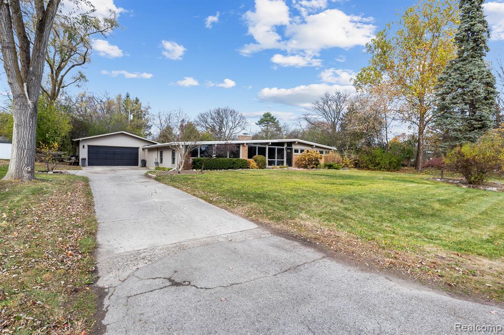 27870 Peppermill Road Farmington Hills, MI 48331 - Photo 41 of 59