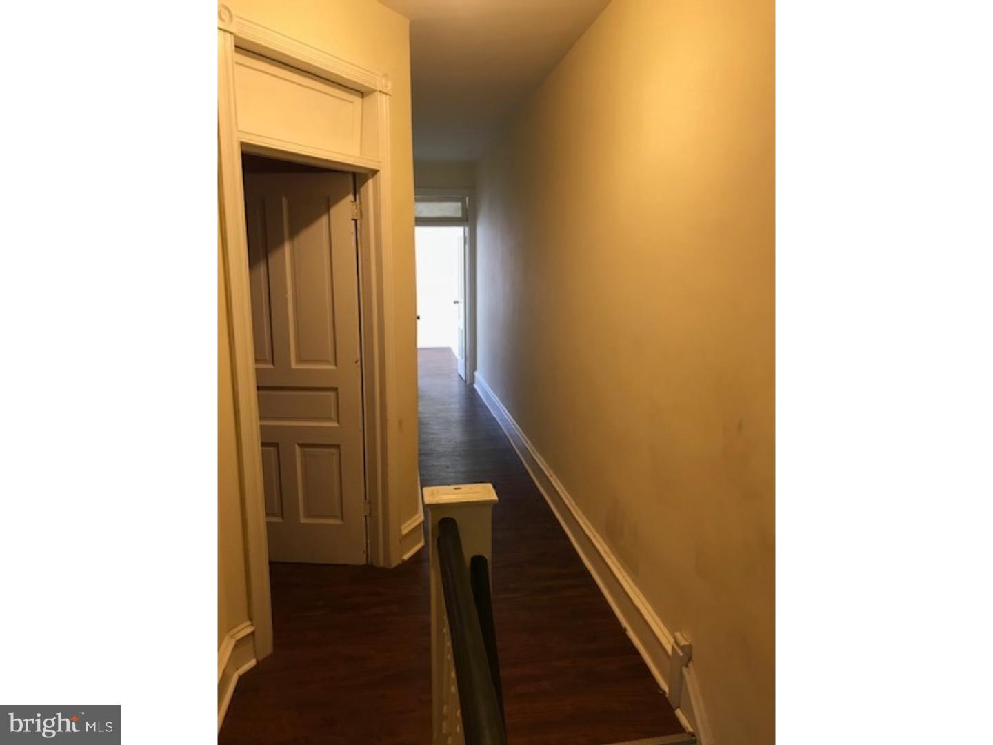 4619 Oakland Street Philadelphia, PA 19124 - Photo 5 of 8 Hallway