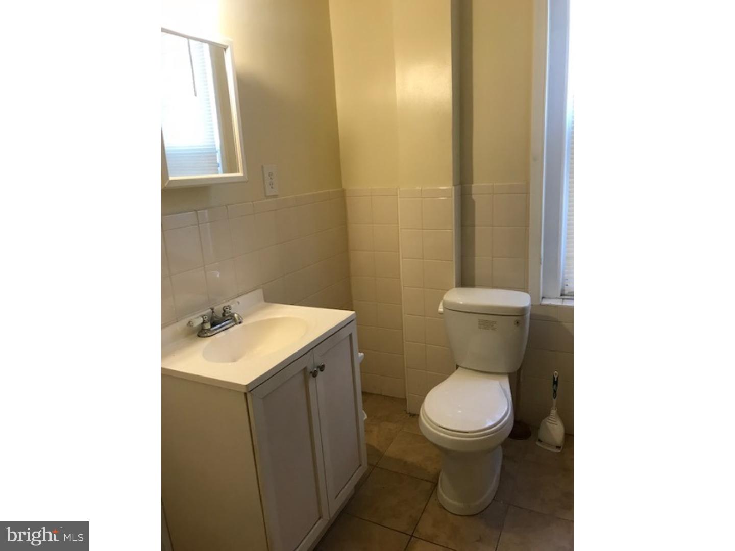 4619 Oakland Street Philadelphia, PA 19124 - Photo 8 of 8 Bathroom