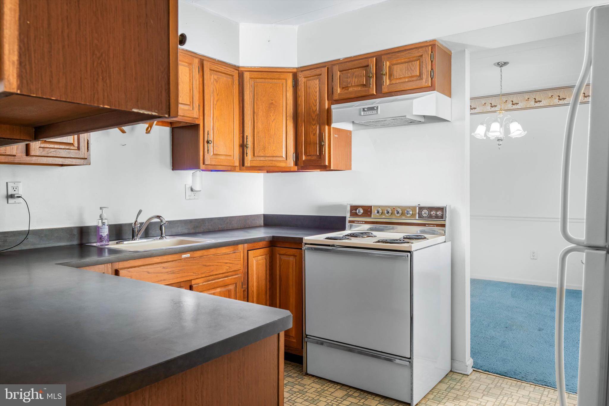 223 East Village Road Holland, PA 18966 - Photo 11 of 24 Gallery Image 11