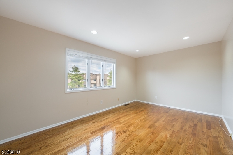 1 Avery Court Madison, NJ 07940 - Photo 27 of 45