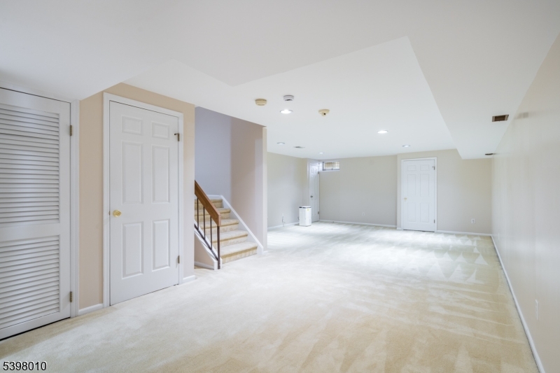1 Avery Court Madison, NJ 07940 - Photo 38 of 45