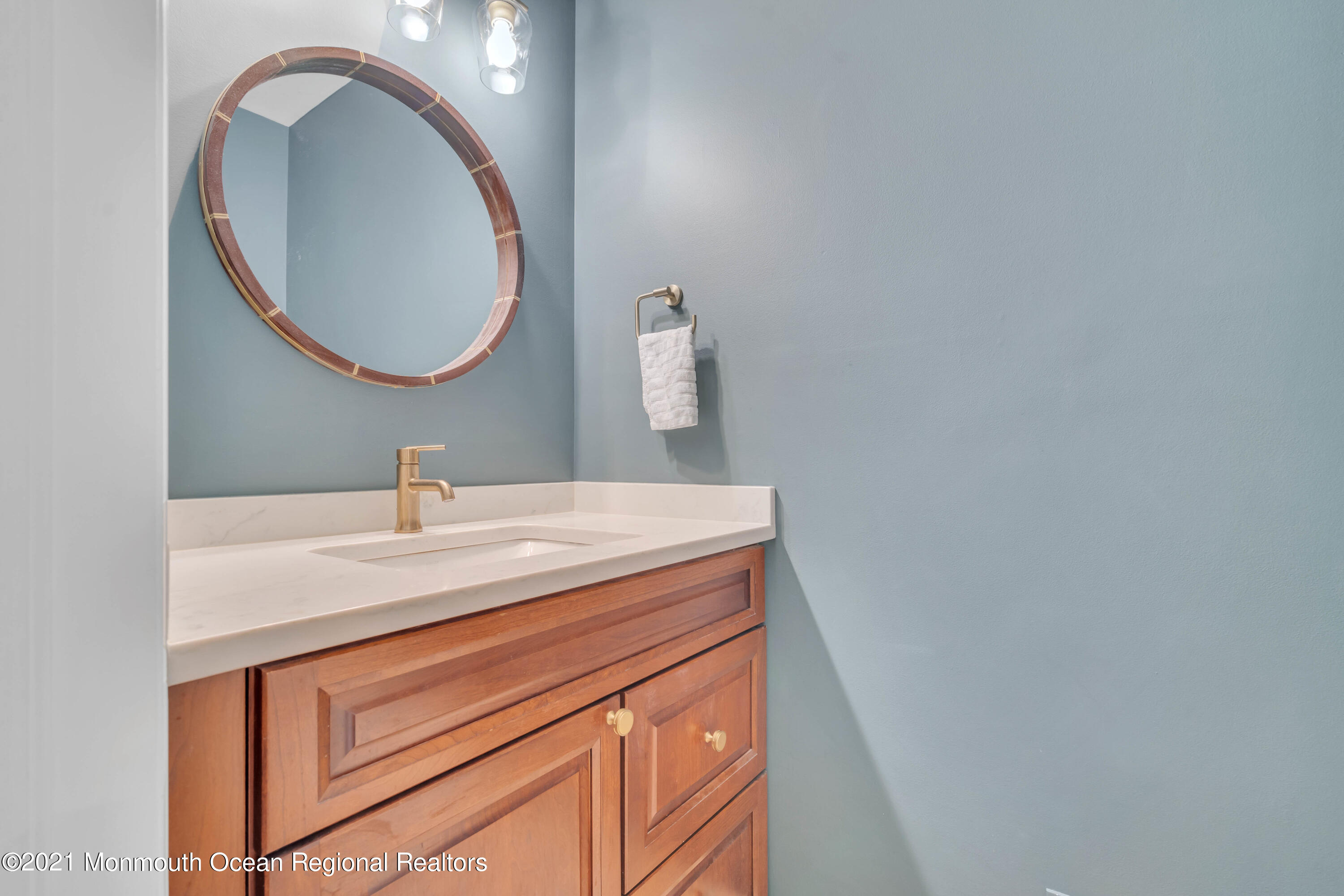 48 Bluefield Road Lincroft, NJ 07738 - Photo 30 of 51 Powder Room