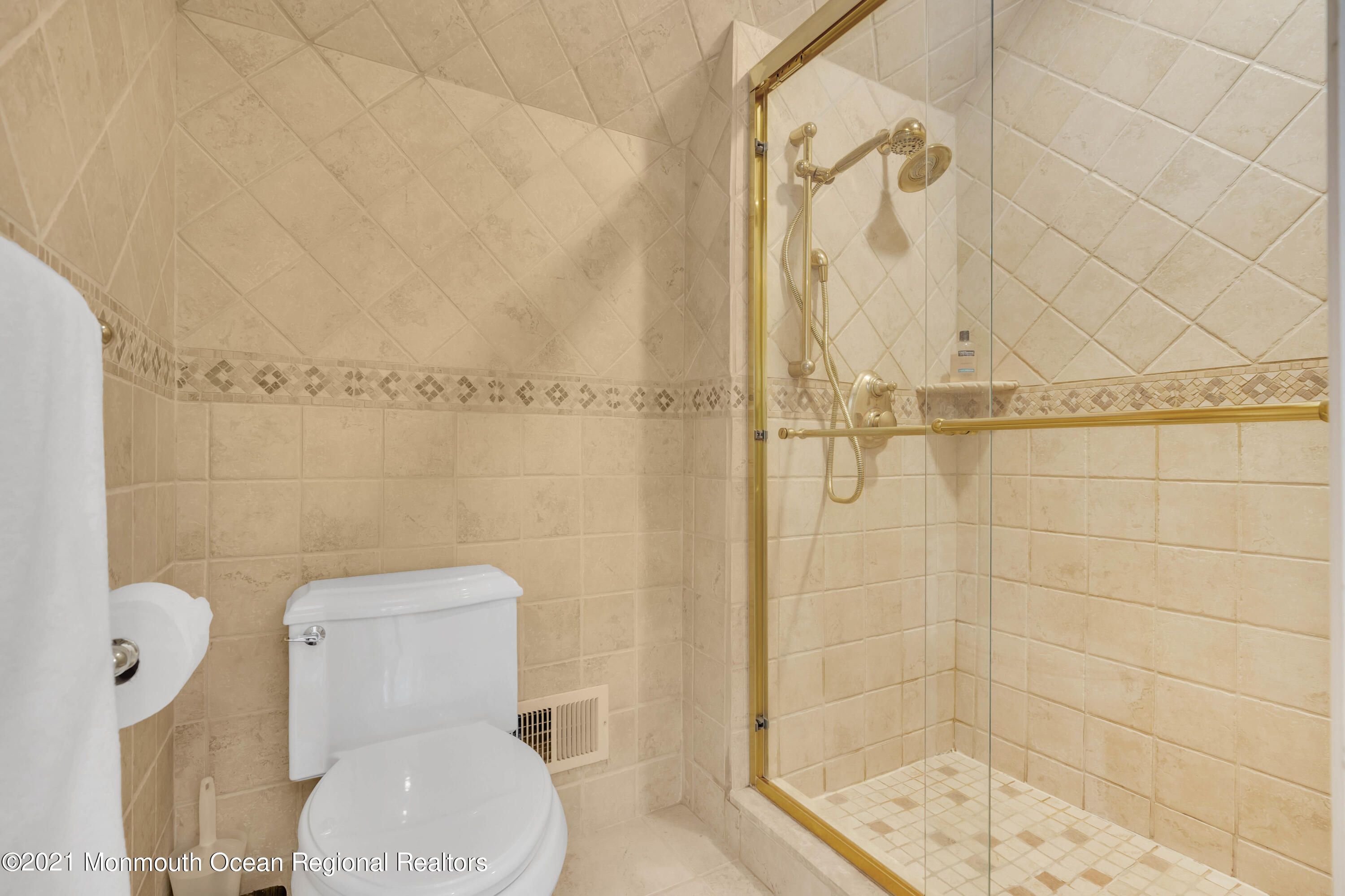 48 Bluefield Road Lincroft, NJ 07738 - Photo 39 of 51 Master Bath