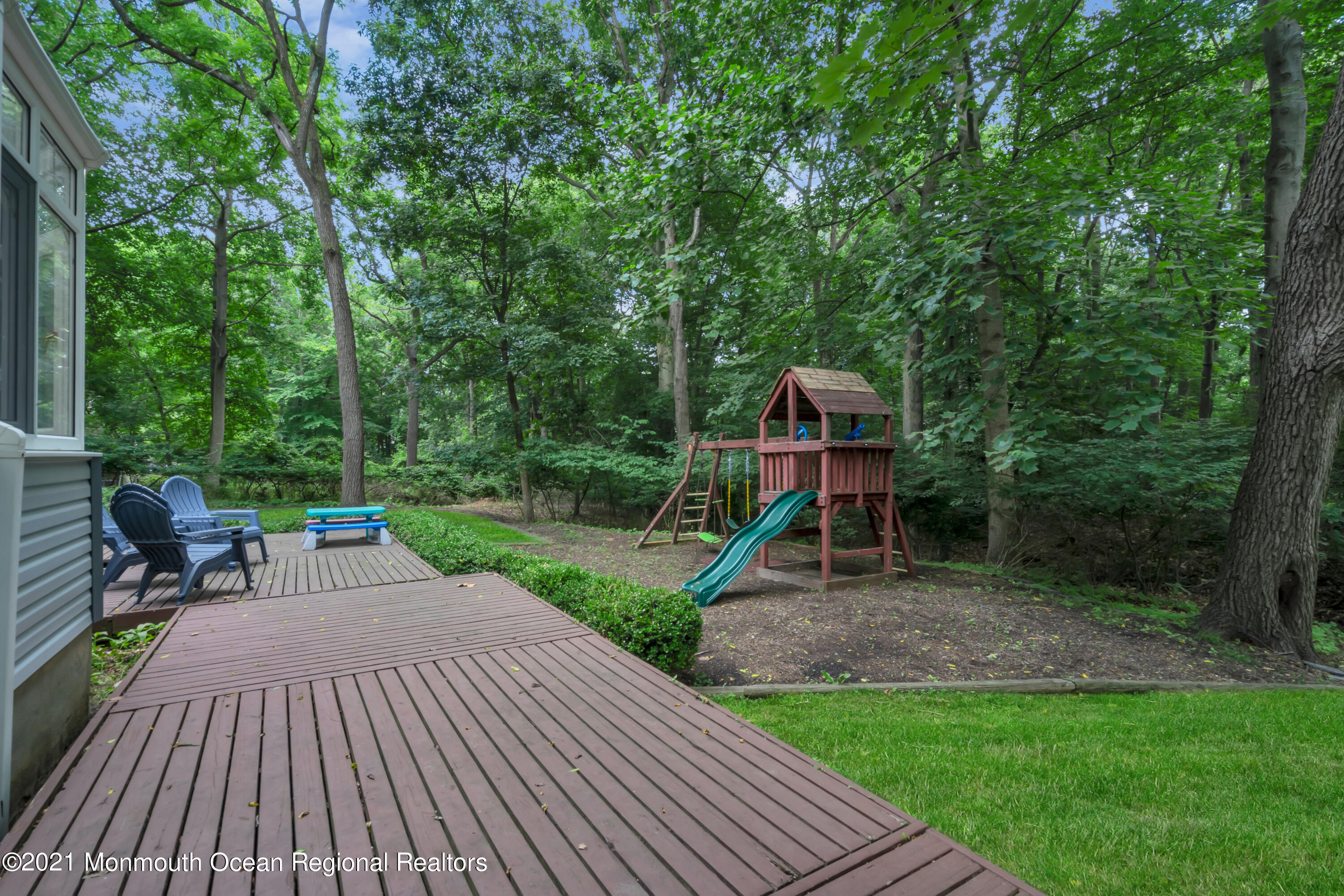 48 Bluefield Road Lincroft, NJ 07738 - Photo 47 of 51 Privacy Abounds!