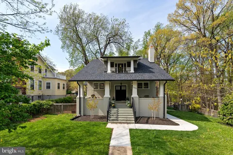 $1,495,000 | 7520 Carroll Avenue, Takoma Park, MD 20912