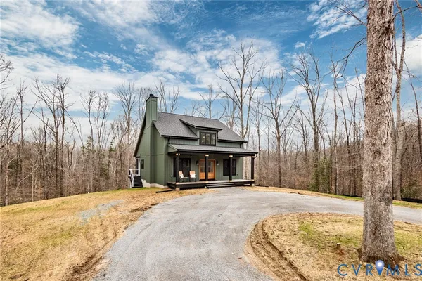 $675,000 | 1280 Warbonnet Trail, Mineral, VA 23117