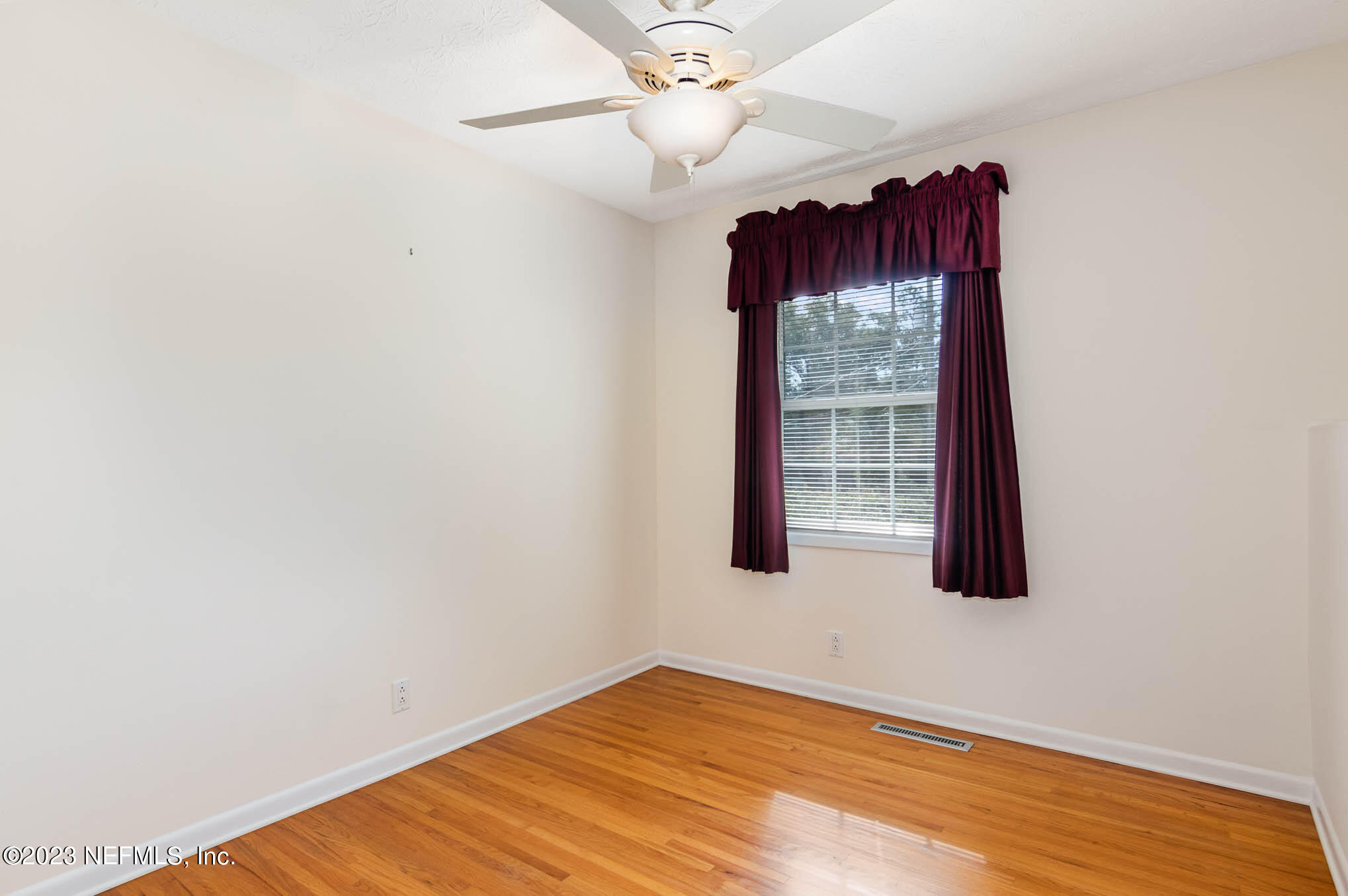 5033 Spring Glen Road Jacksonville, FL 32207 - Photo 19 of 31 5033 Spring Glen Rd_18-Edit