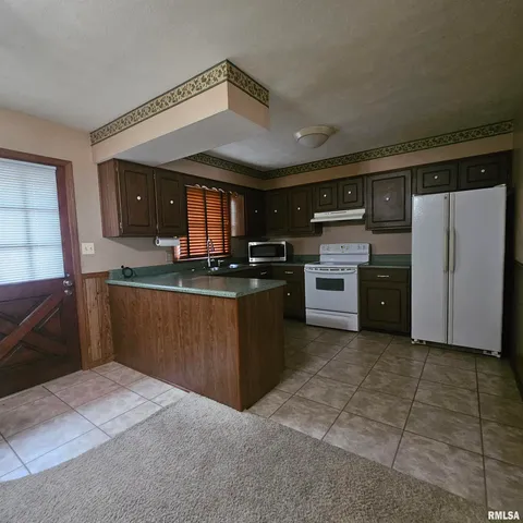 $1,600 | 15047 North Seagull Lane, Bluford, IL 62814