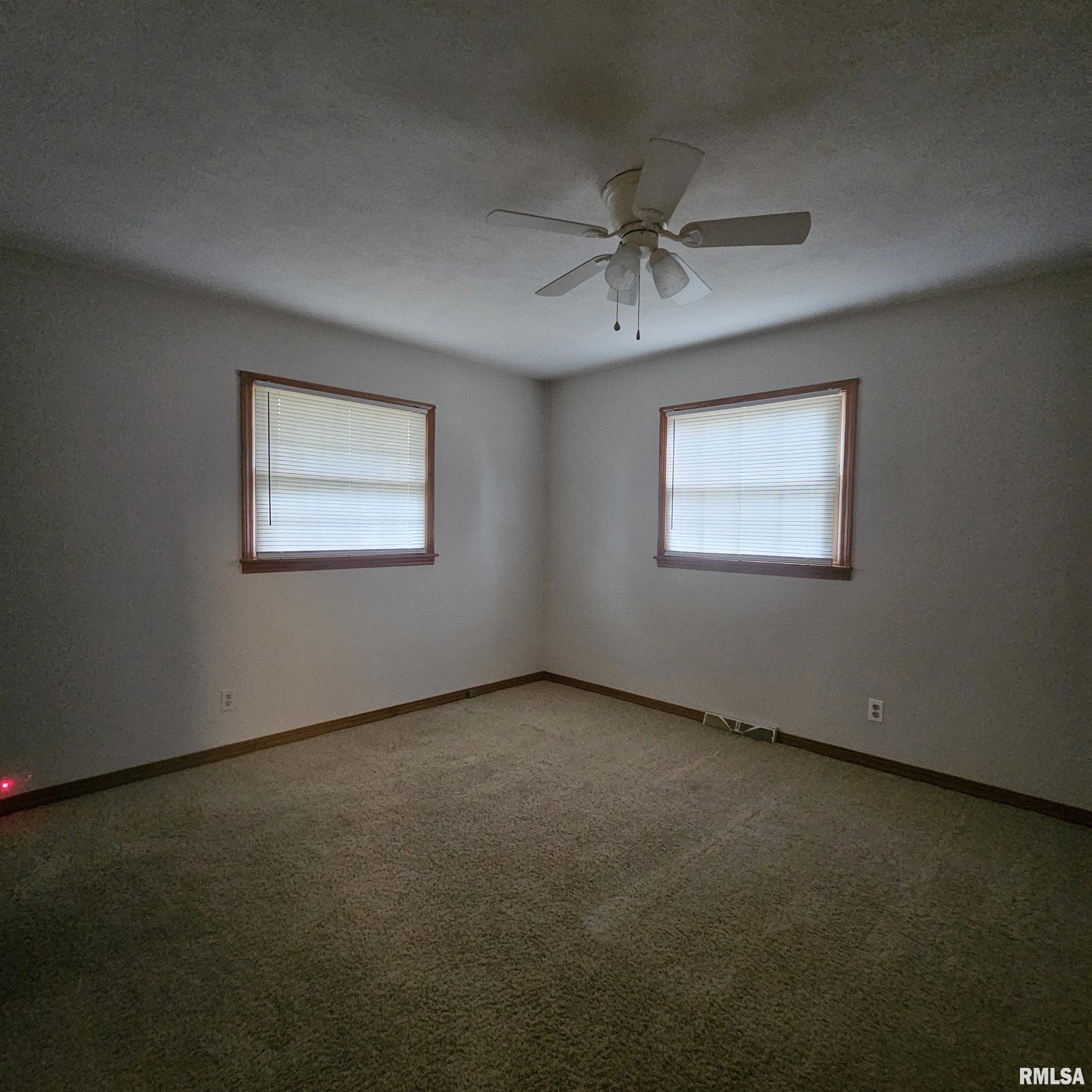 15047 North Seagull Lane Bluford, IL 62814 - Photo 16 of 25