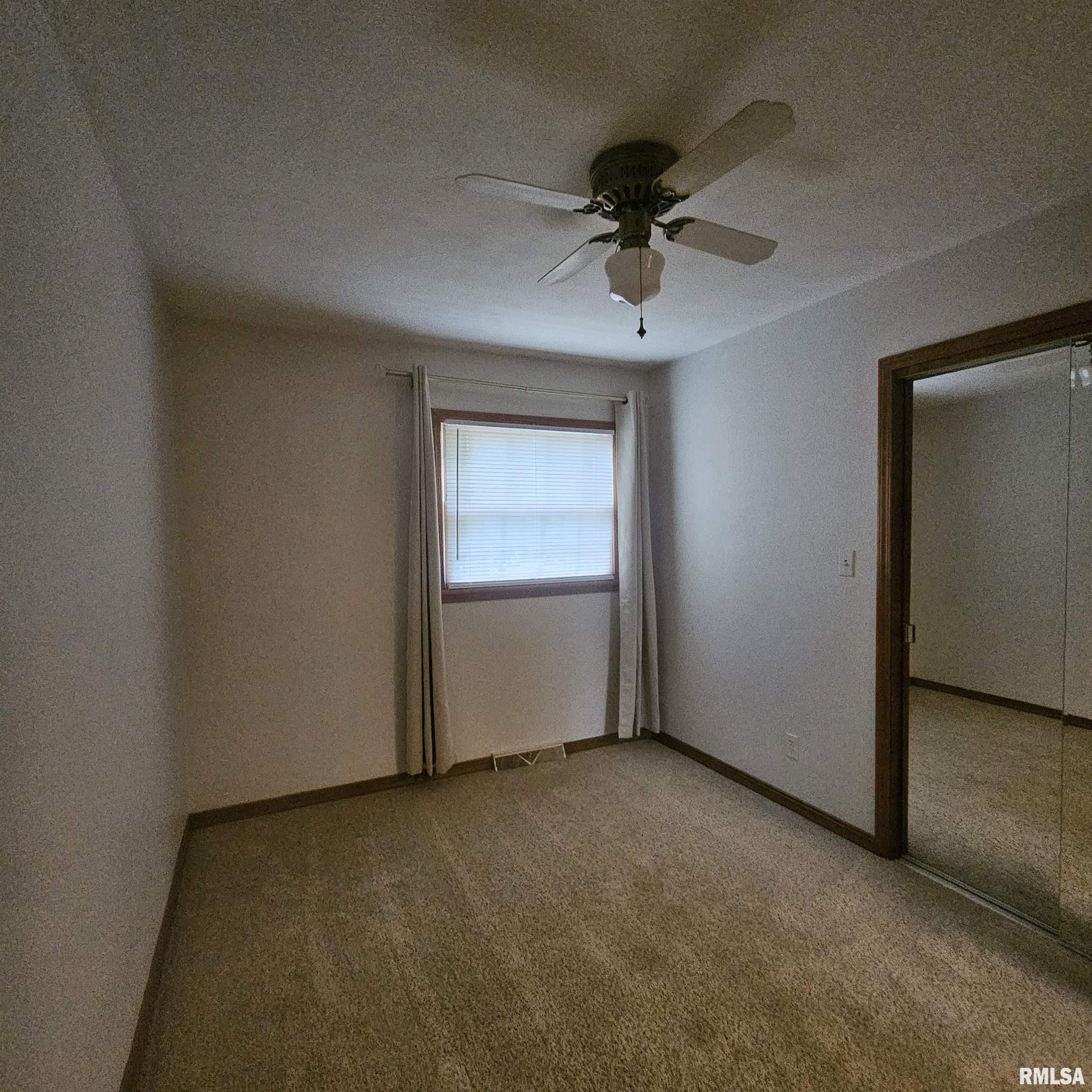 15047 North Seagull Lane Bluford, IL 62814 - Photo 17 of 25