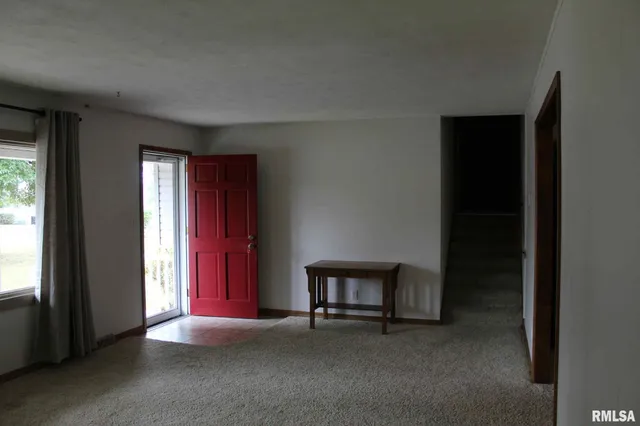 $1,600 | 15047 North Seagull Lane, Bluford, IL 62814