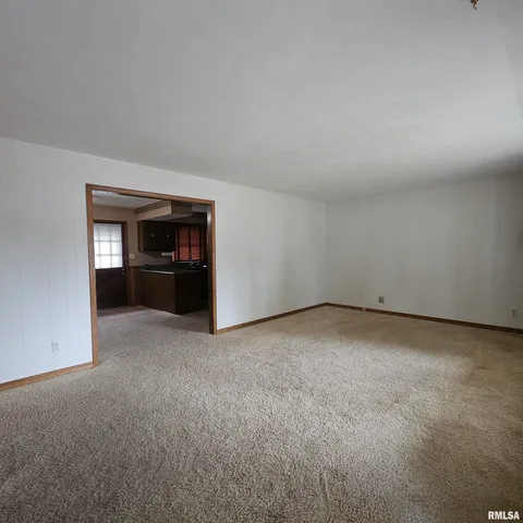 $1,600 | 15047 North Seagull Lane, Bluford, IL 62814