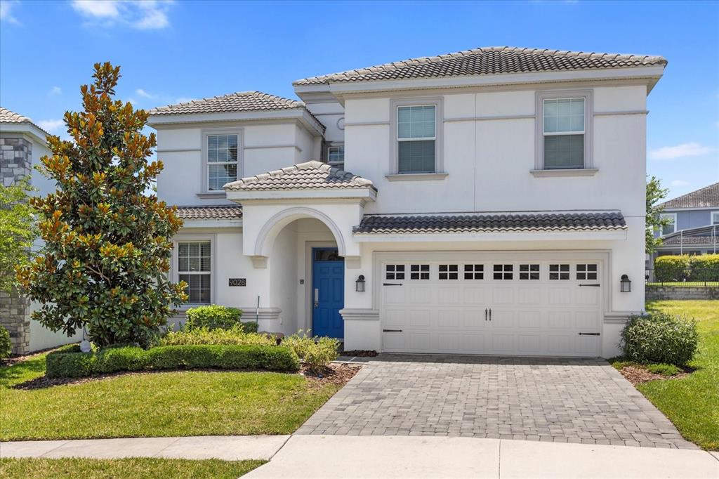 a view of white house