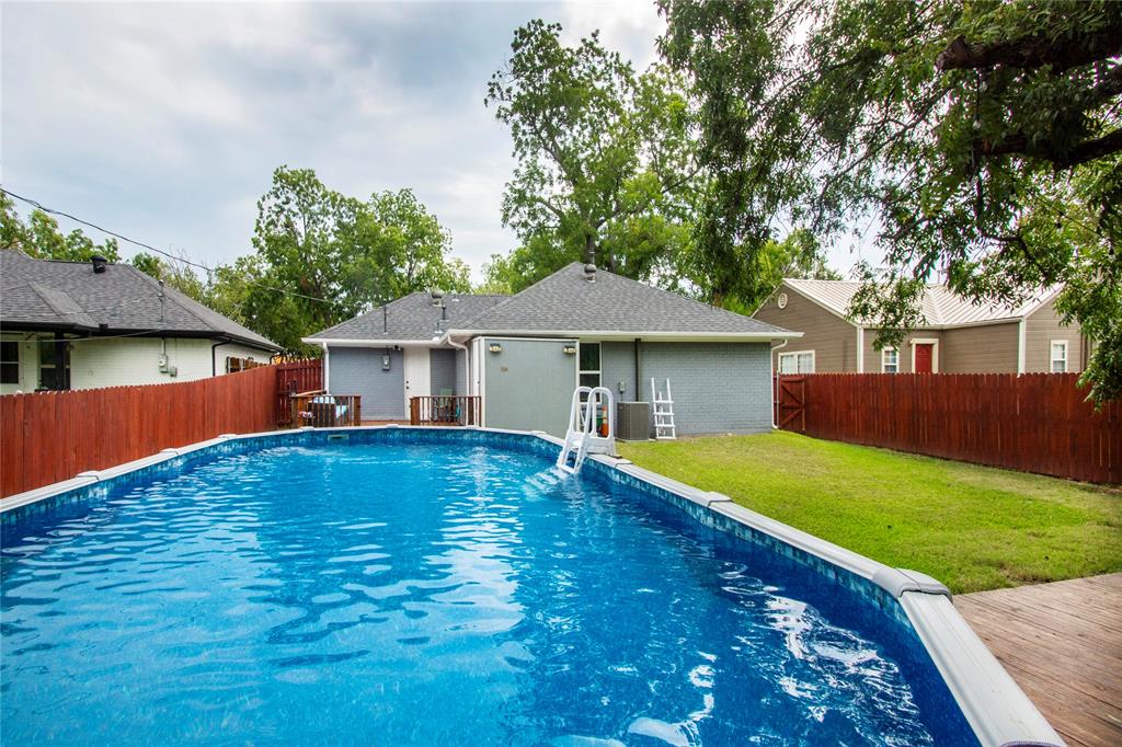 106 South 4th Street Celeste, TX 75423 - Photo 24 of 28 a view of a house with pool and a yard