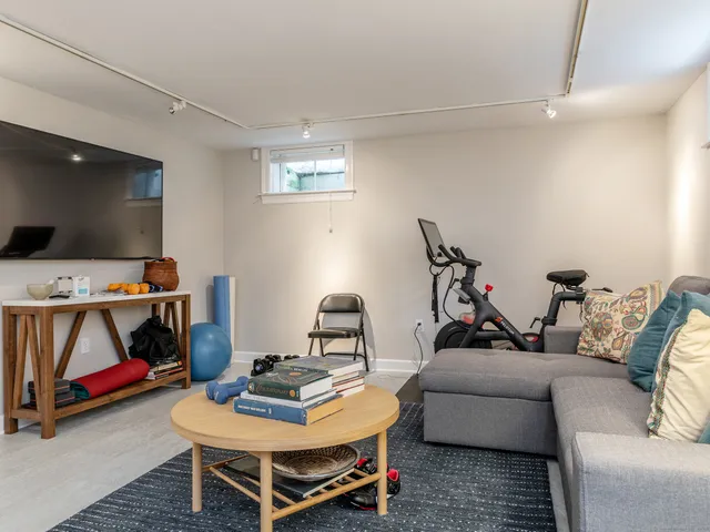 $6,900 | 61 Old Litchfield Road, Washington, CT 06793