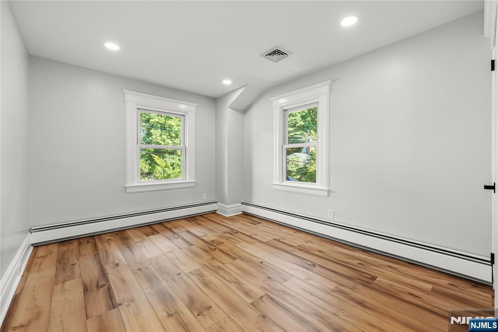 140 Walker Road West Orange, NJ 07052 - Photo 17 of 39