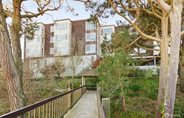 $490,000 | 15 Red Rock Way, Unit N207, San Francisco, CA 94131