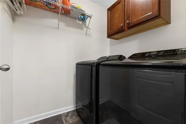 a close view of sink