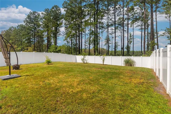 a view of outdoor space