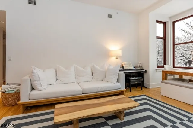 $740,000 | 85 Park Avenue, Unit 205, Glen Ridge, NJ 07028