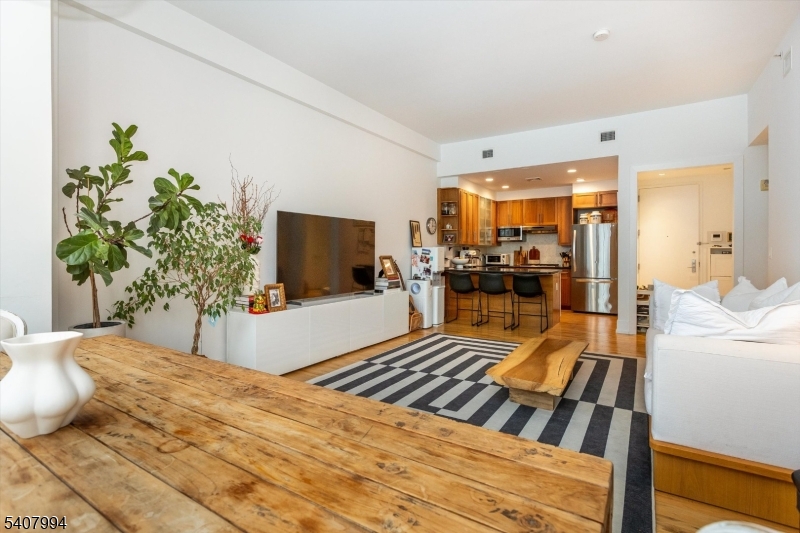 85 Park Avenue, Unit 205 Glen Ridge, NJ 07028 - Photo 15 of 37