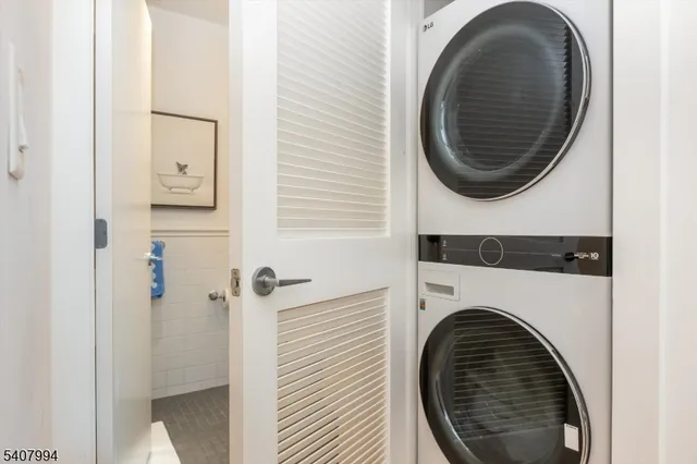 $740,000 | 85 Park Avenue, Unit 205, Glen Ridge, NJ 07028