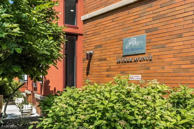 $740,000 | 85 Park Avenue, Unit 205, Glen Ridge, NJ 07028