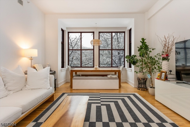 85 Park Avenue, Unit 205 Glen Ridge, NJ 07028 - Photo 9 of 37