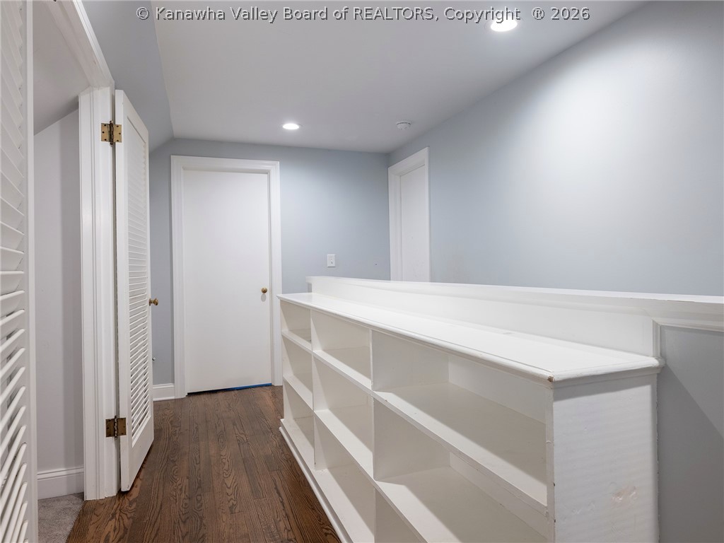 1313 Oakmont Road Charleston, WV 25314 - Photo 16 of 21 Gallery Image 16