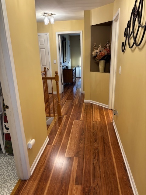 1433 White Pine Lane Bolingbrook, IL 60490 - Photo 16 of 25 a view of a hallway and wooden floor