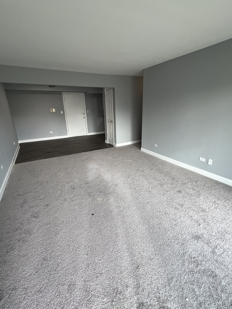 787 Wilson Avenue, Unit 10 Glen Ellyn, IL 60137 - Photo 6 of 26