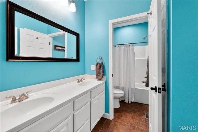 $450,000 | 6353 Highway 15, Mascoutah, IL 62258