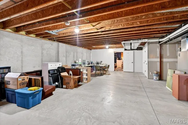 $450,000 | 6353 Highway 15, Mascoutah, IL 62258